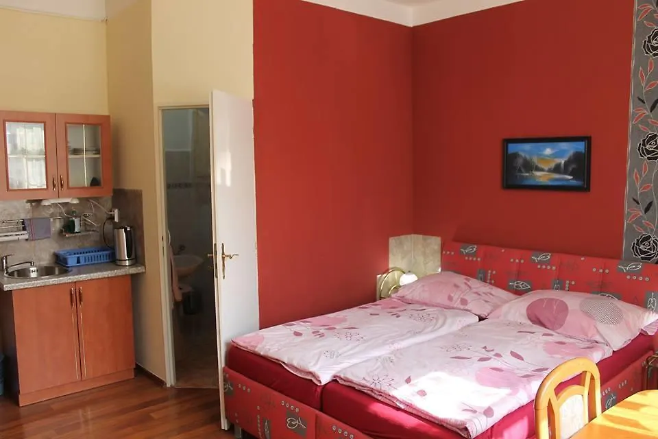 Pension Julie Πράγα